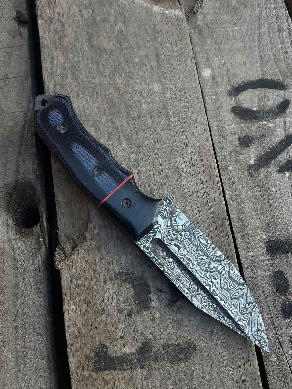 Blue and black micarta handle with screws and red liner detail
