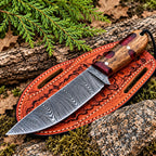 Damascus steel blade pattern close-up on skinner knife